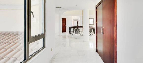 5 bedrooms Villa in Palm Jumeirah, UAE No. 119878 11