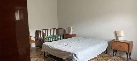 240m² Building in Mondragone, Italy No. 377947 20