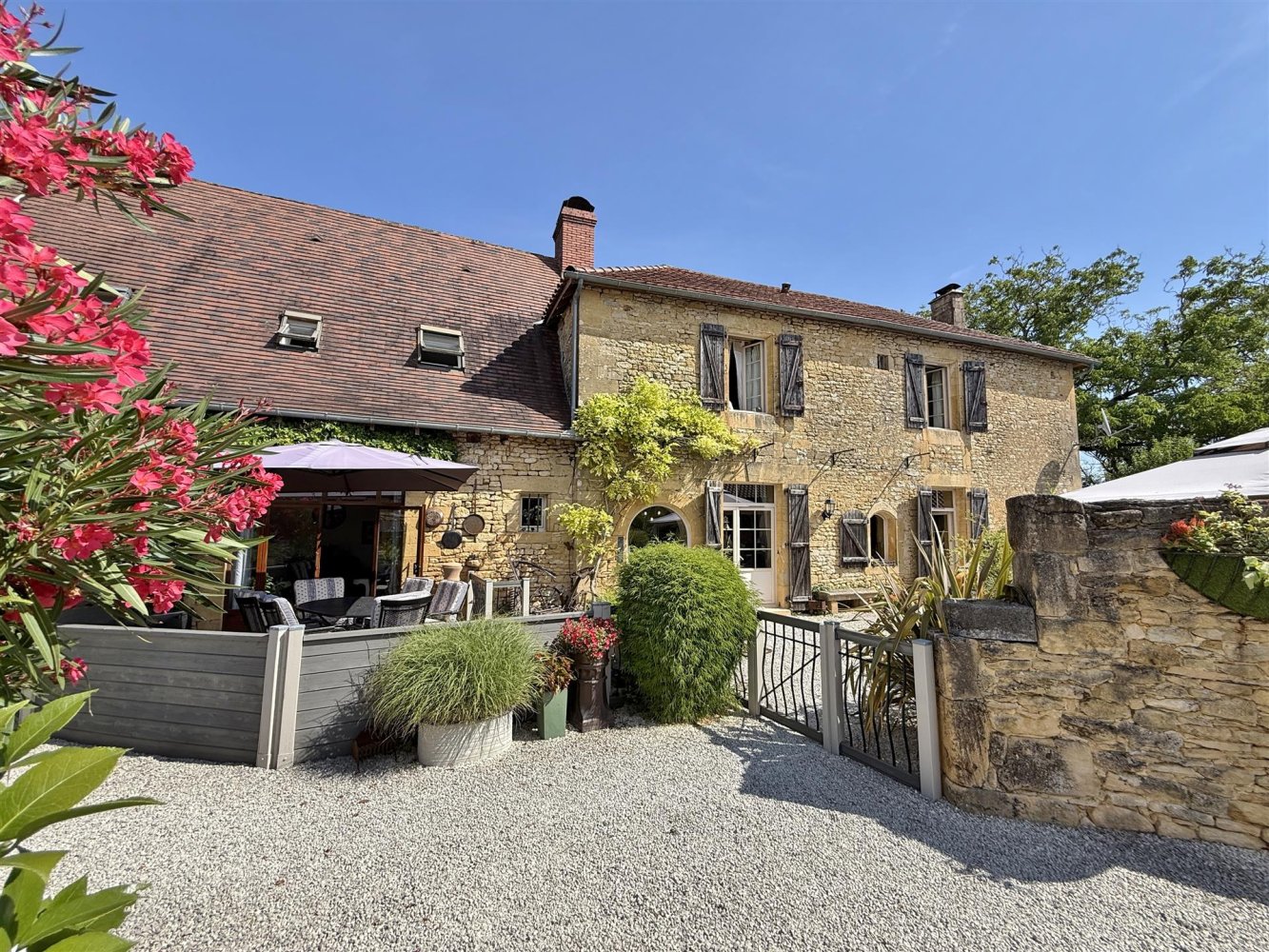 Дом с 3 спальнями в Сен-Женье, Франция № 334438