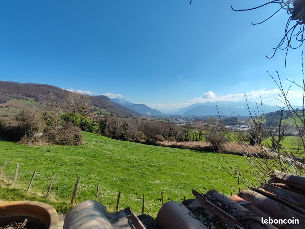 Дом с 4 спальнями в Вуарон, Франция № 195156