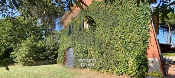 8 bedrooms House in Montecarlo, Italy No. 325604 3