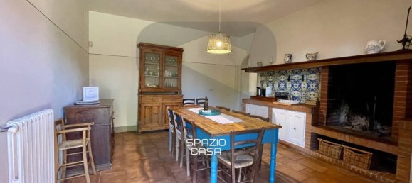 8 bedrooms House in Montecarlo, Italy No. 325604 24