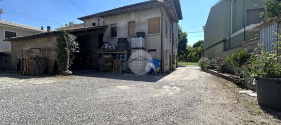 2 bedrooms House in Calvisano, Italy No. 293779 16