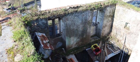 2 bedrooms House in Santa Marta de Penaguiao, Portugal No. 163573 2