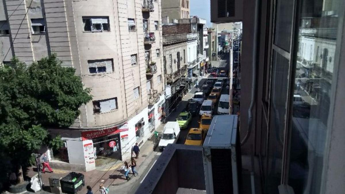 37m² Office in Cordoba, Argentina No. 25511