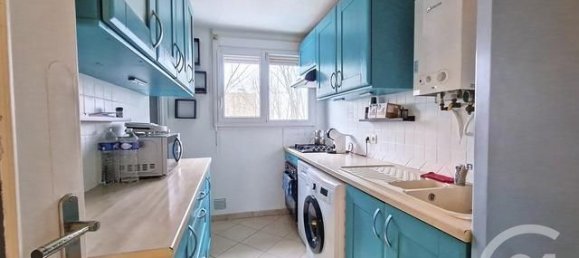 3 bedrooms Apartment in Houilles, France No. 182259 2