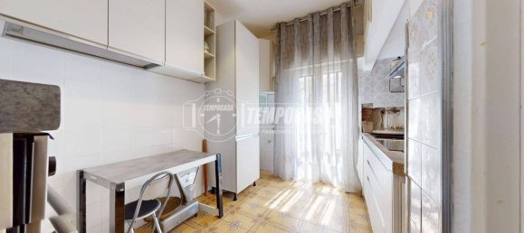 2 bedrooms Apartment in Bologna, Italy No. 328191 3