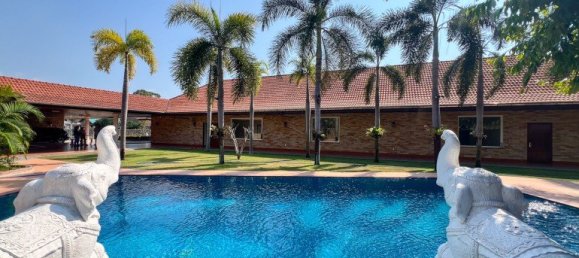 Moradia T5 em Pattaya, Thailand N.º 172871 9