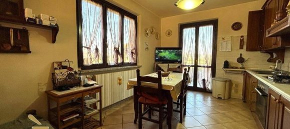 Дом с 5 комнатами в Виллафранка д'Асти, Италия № 177712 20