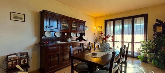 Дом с 5 комнатами в Виллафранка д'Асти, Италия № 177712 16