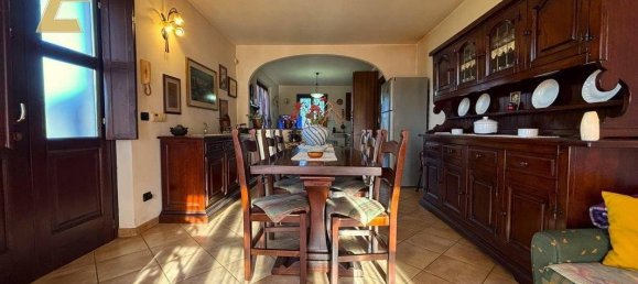 Дом с 5 комнатами в Виллафранка д'Асти, Италия № 177712 14