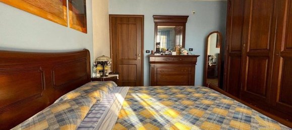 Дом с 5 комнатами в Виллафранка д'Асти, Италия № 177712 37