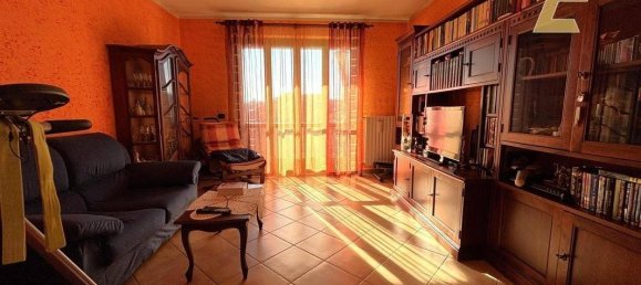 Дом с 5 комнатами в Виллафранка д'Асти, Италия № 177712 30