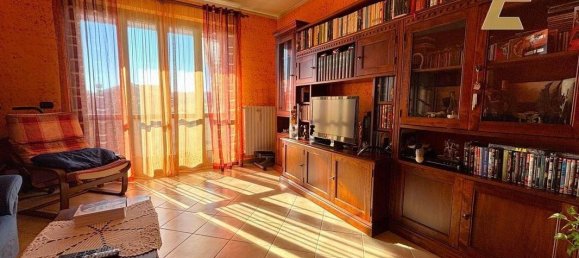 Дом с 5 комнатами в Виллафранка д'Асти, Италия № 177712 31