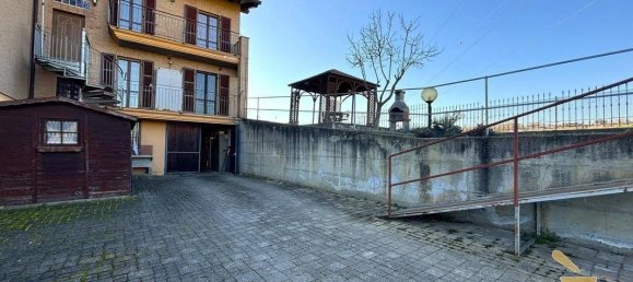 Дом с 5 комнатами в Виллафранка д'Асти, Италия № 177712 11