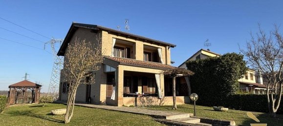 Дом с 5 комнатами в Виллафранка д'Асти, Италия № 177712 7