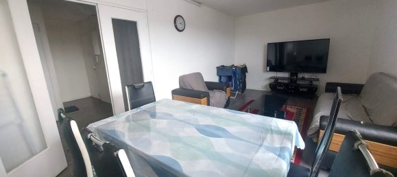 3 bedrooms Apartment in Montmagny, France No. 131617 3