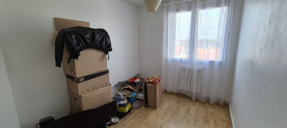 3 bedrooms Apartment in Charleville-Mezieres, France No. 160195 5