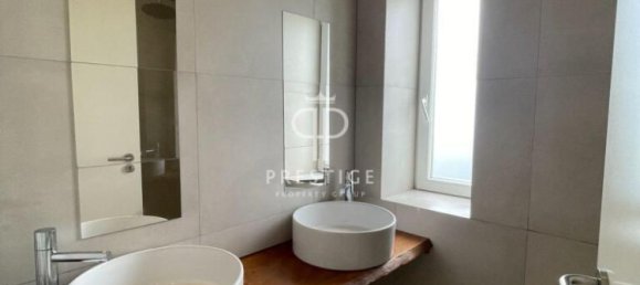 3 bedrooms House in Colares, Portugal No. 270714 13