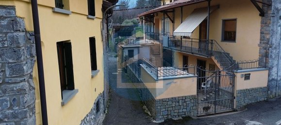 3غرفة منزل في Solto Collina, Italy رقم 87273 4