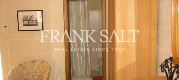 3 غرف نوم بنغالو في Xewkija, Malta رقم 5742 7