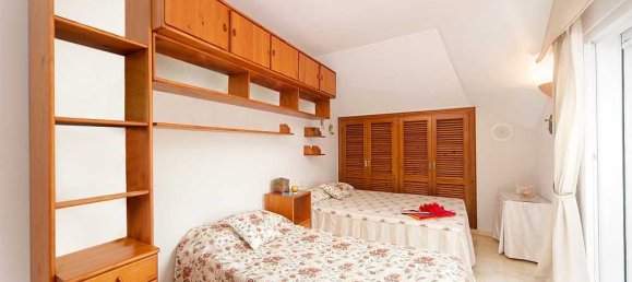 Villa de 4 dormitorios en Estepona, Spain No. 118878 10