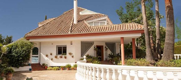 Villa de 4 dormitorios en Estepona, Spain No. 118878 17