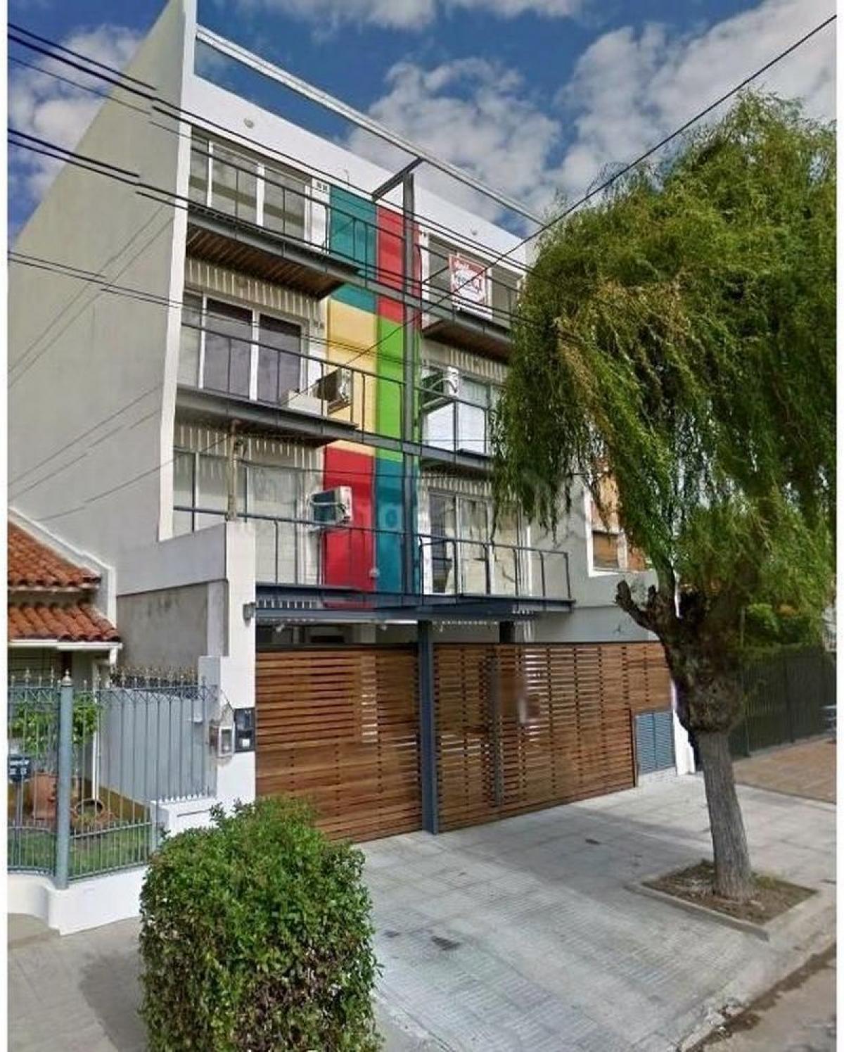 Studio in Bermudez, Argentina No. 9202