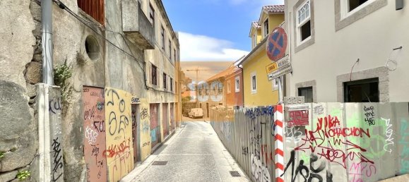 Hotel de 9 dormitorios en Porto, Portugal No. 61341 16