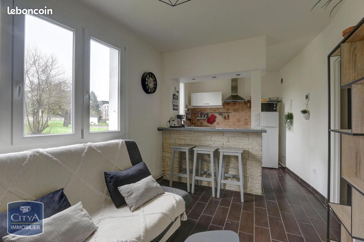 1 bedroom Apartment in Tours, France No. 160511