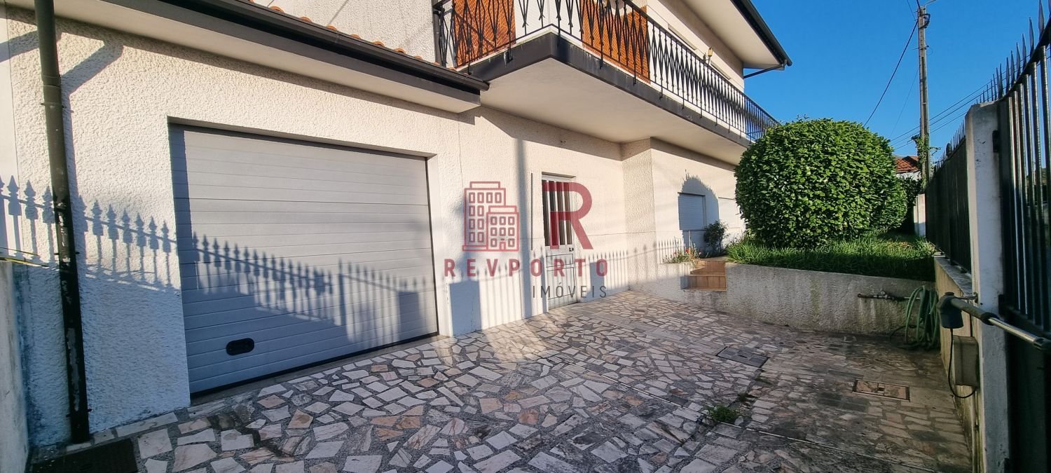 Дом с 5 спальнями в Лороза, Португалия № 335038