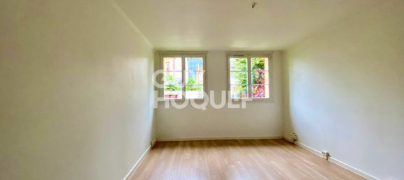 2 bedrooms Apartment in Courbevoie, France No. 178495 3