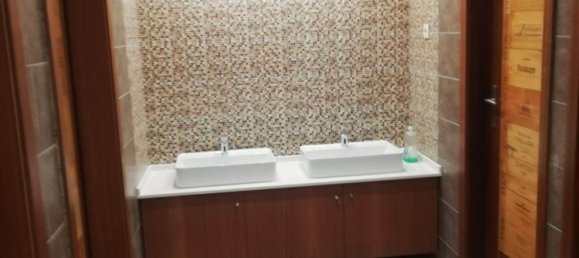 Propiedad comercial en Quarteira, Portugal 480 m² No. 57301 26