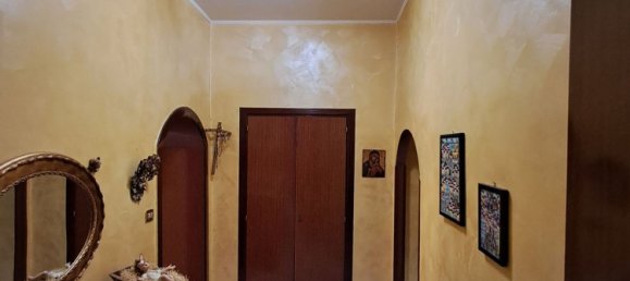 4 bedrooms Apartment in Naples, Italy No. 363853 7