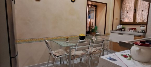 4 bedrooms Apartment in Naples, Italy No. 363853 10