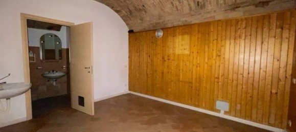 230m² Office in Tortona, Italy No. 68143 15