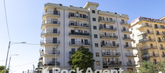 5 rooms Apartment in Catanzaro, Italy No. 107975 38