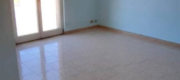 Propiedad comercial de 5 habitaciónes en Poggio Rusco, Italy No. 2644 12