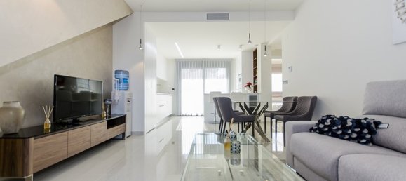 Квартира с 2 спальнями в Лос Балконес, Испания № 2418 30