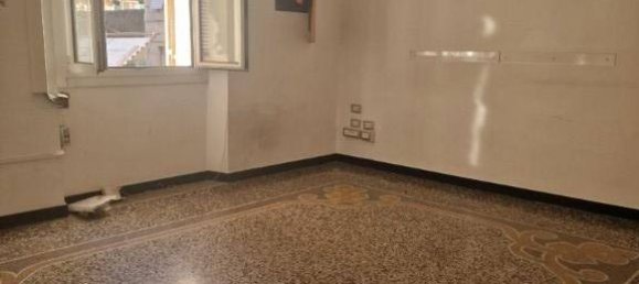 4 غرف نوم شقة في Genoa, Italy رقم 263052 3