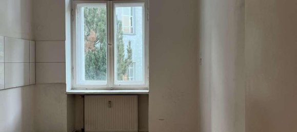 2 rooms Apartment in Lichterfelde, Germany No. 112417 4