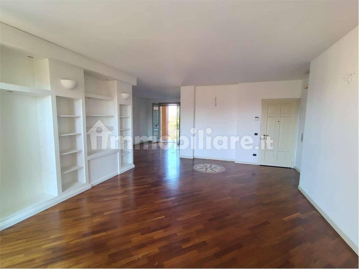 2 bedrooms Apartment in Vaprio d'Adda, Italy No. 355101