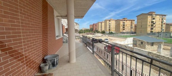 Casa de 3 dormitorios en San Severo, Italy No. 26114 17