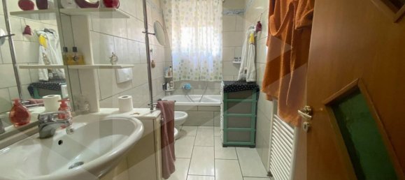 Casa de 3 dormitorios en San Severo, Italy No. 26114 15