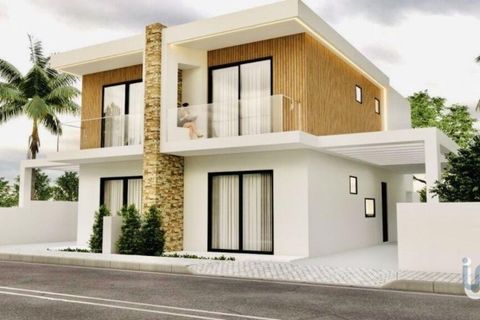 3 bedrooms House in Seixal, Portugal No. 354860