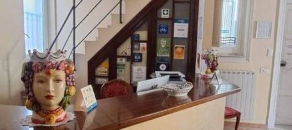 Квартира с 18 спальнями в Палермо, Италия № 70771 20