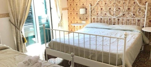 Квартира с 18 спальнями в Палермо, Италия № 70771 9