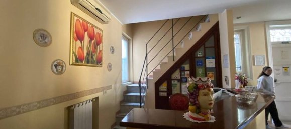 Квартира с 18 спальнями в Палермо, Италия № 70771 39