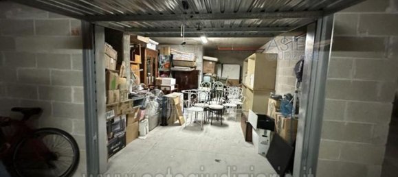 11 rooms House in Rome, Italy No. 31360 7