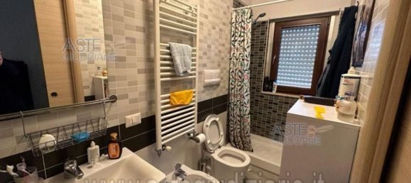 11 rooms House in Rome, Italy No. 31360 3